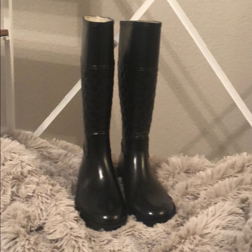 Ladies Black Quilted Rain boots